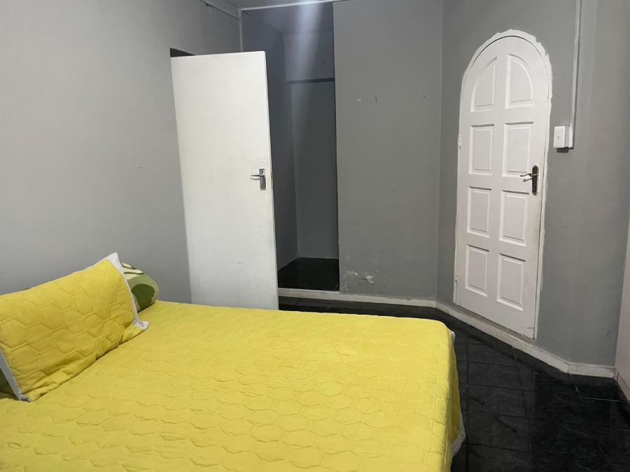 5 Bedroom Property for Sale in Amalinda Eastern Cape